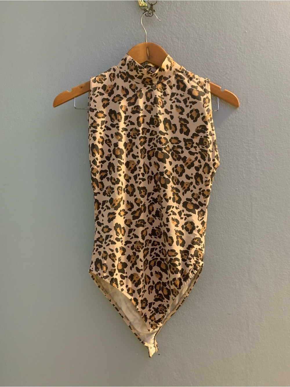 Zara Sleeveless Leopard Print Mock Neck Bodysuit - Beige/Brown